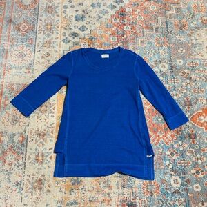 Poetry cobalt blue cotton-hemp tee with side detail